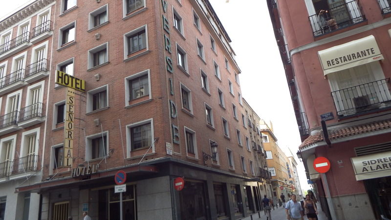 Senorial Hotel Madrid Bagian luar foto
