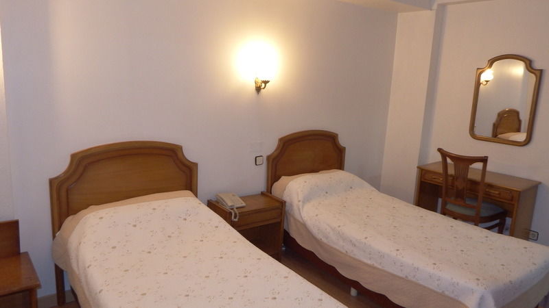 Senorial Hotel Madrid Bagian luar foto